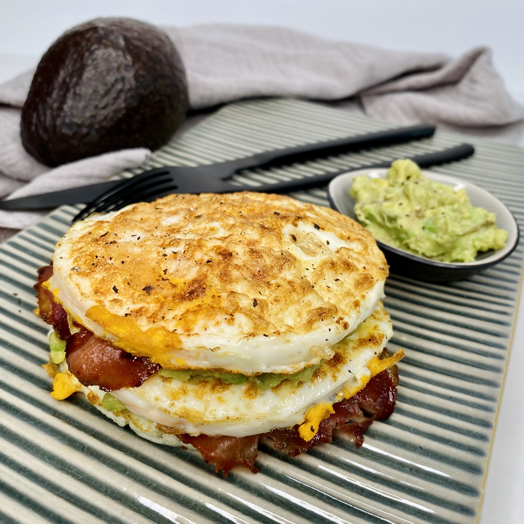 Ei-Burger mit Avocadocreme - Deine Komfortzone